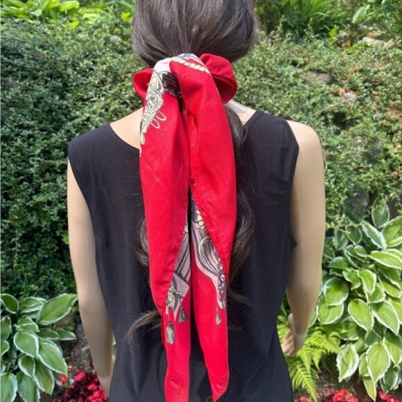 Vintage Brougham carriage scarf - Picture 8 of 12